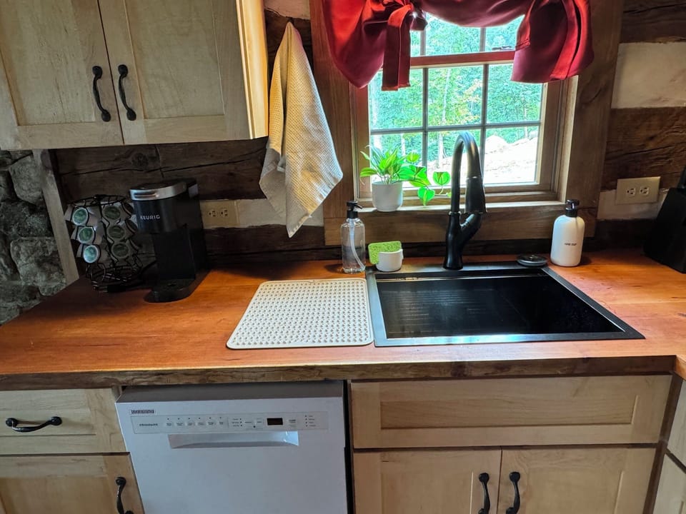 kitchen with all of the essentials