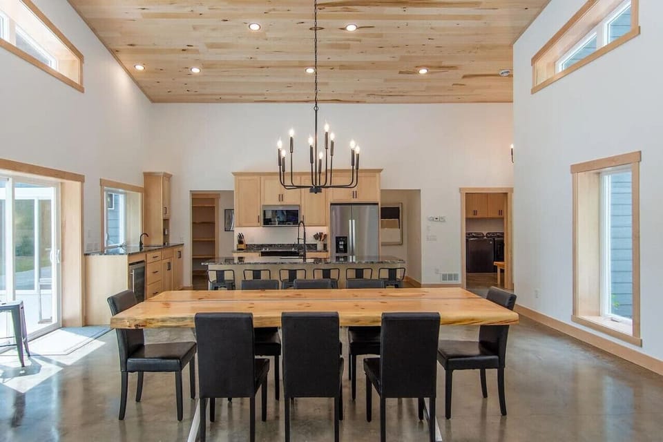 Kitchen and dining room