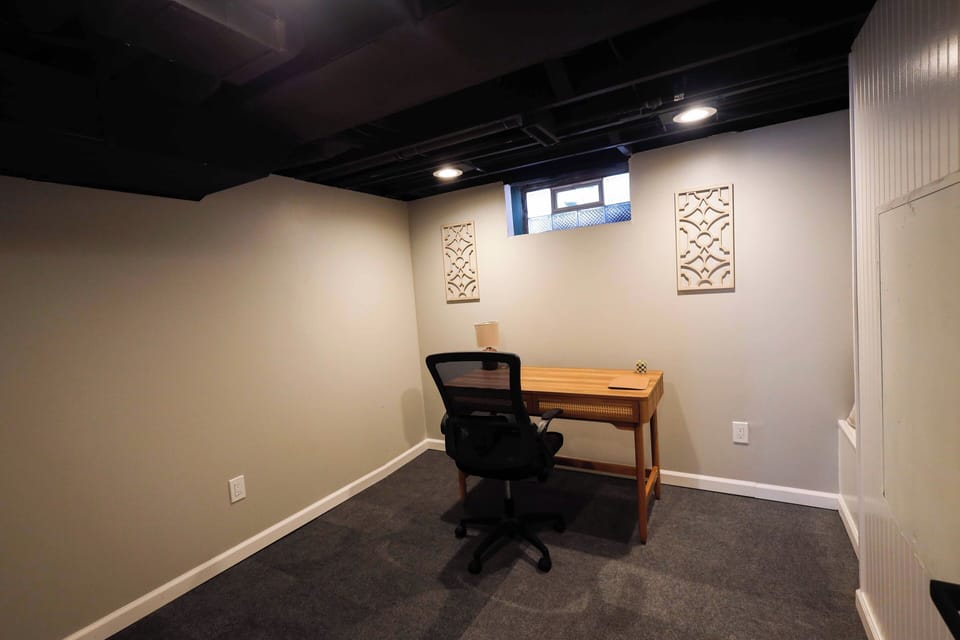 Lower Level Bonus Room: Office Space
