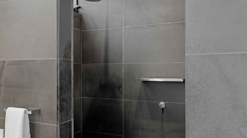 Neat bathroom designed for relaxation