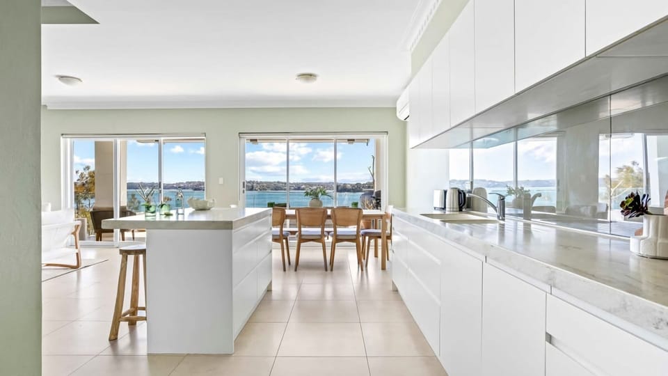 Spacious counters for easy prep.