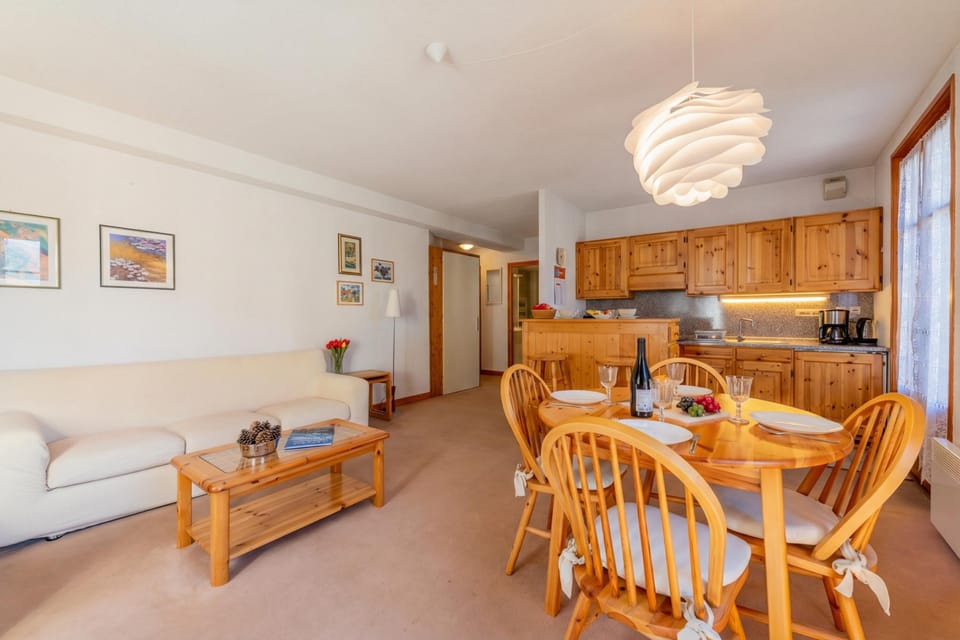 Living and dining room