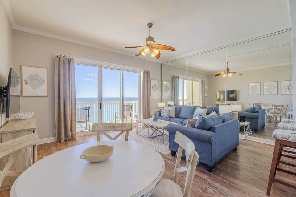 Dining/Living Room