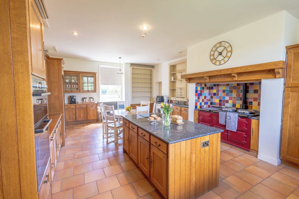 Kitchen (2)