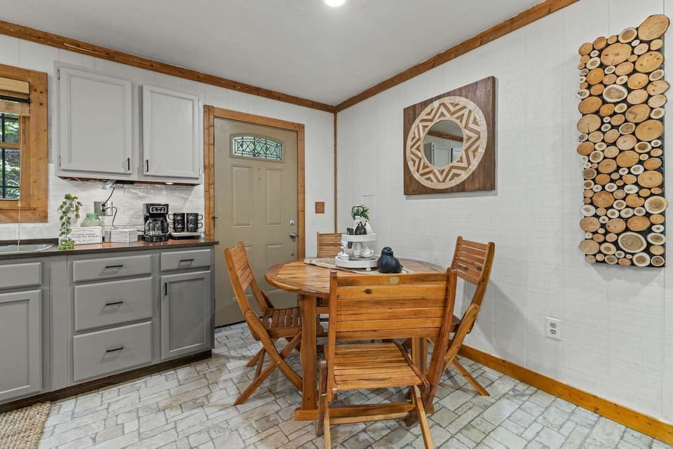 Dining table with seating for 4
