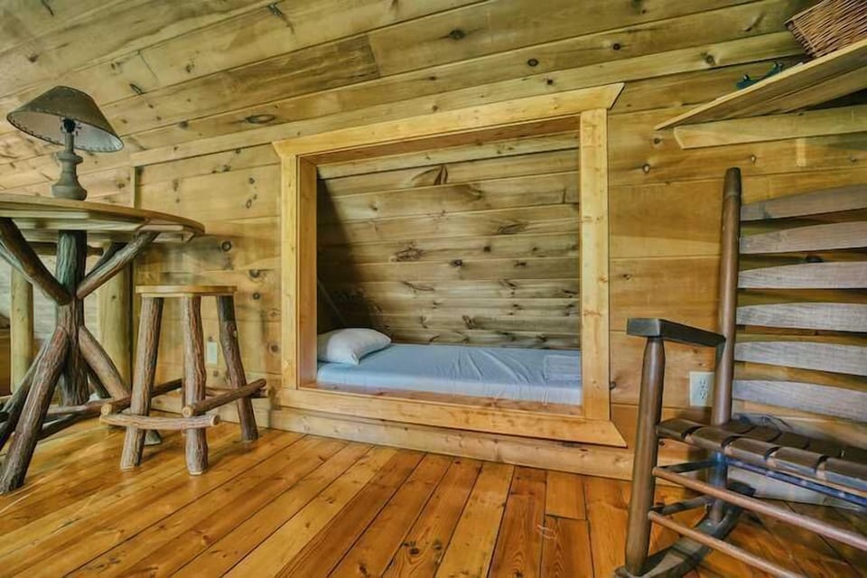 The loft sleeping nook is perfect for little ones, offering a cozy twin-sized bed