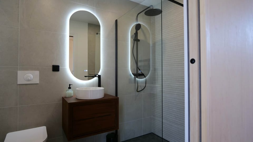 MAS LABRUGADE - Le IIII - Salle d'eau