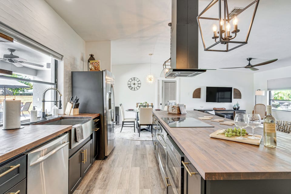 Kitchen | Cooking Basics | Microwave | Stove/Oven | Toaster | Blender