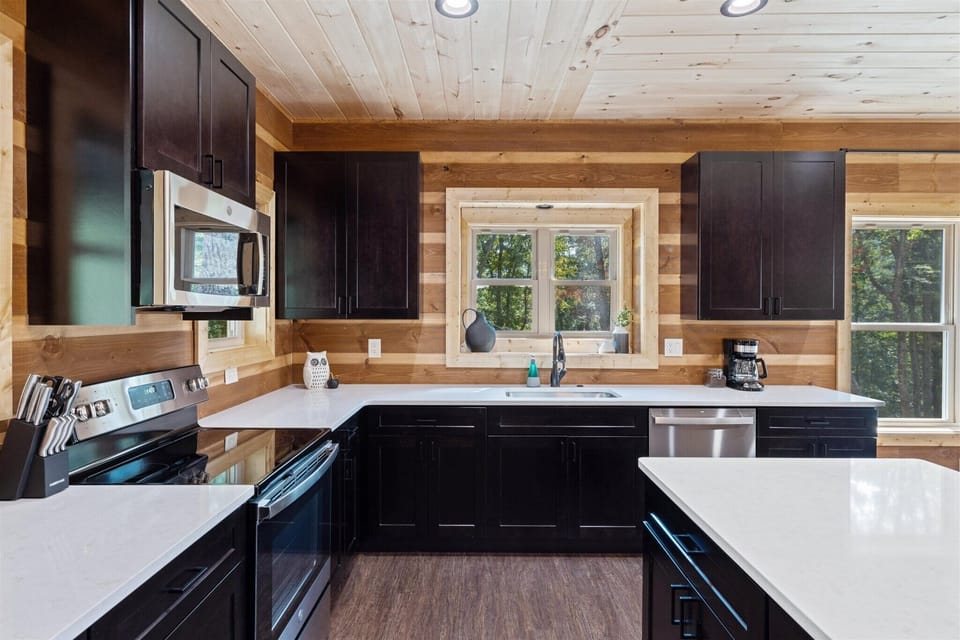 Large modern kitchen with island!
