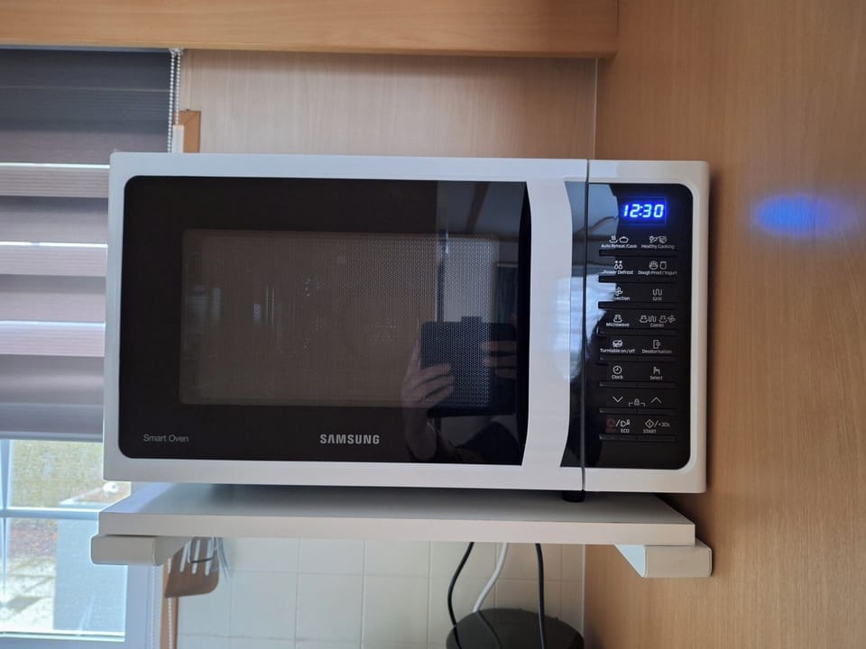 Microwave