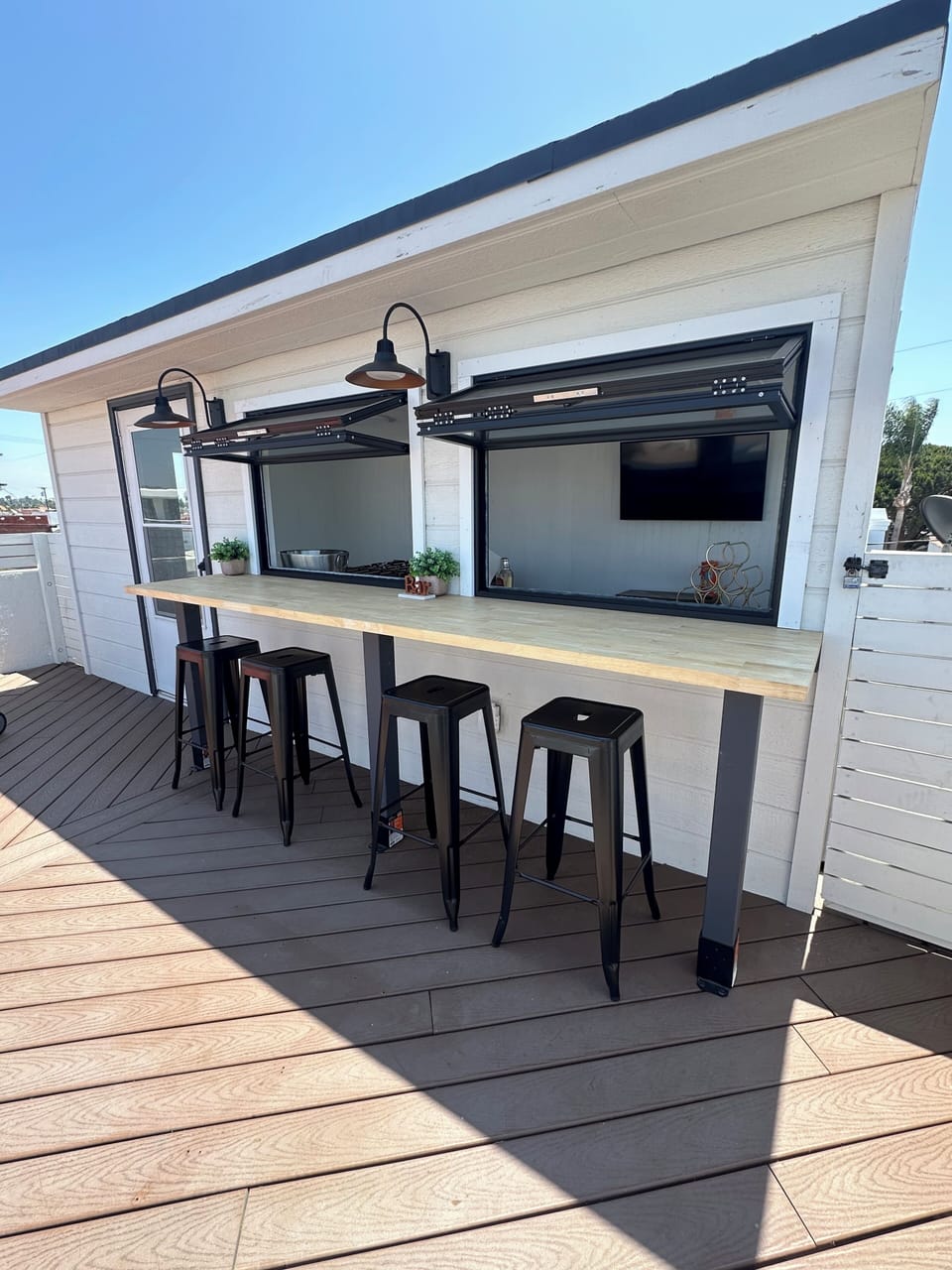 Roof Top Bar