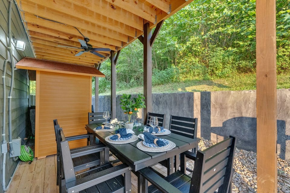 Covered outdoor dining area perfect for enjoying meals surrounded by nature.