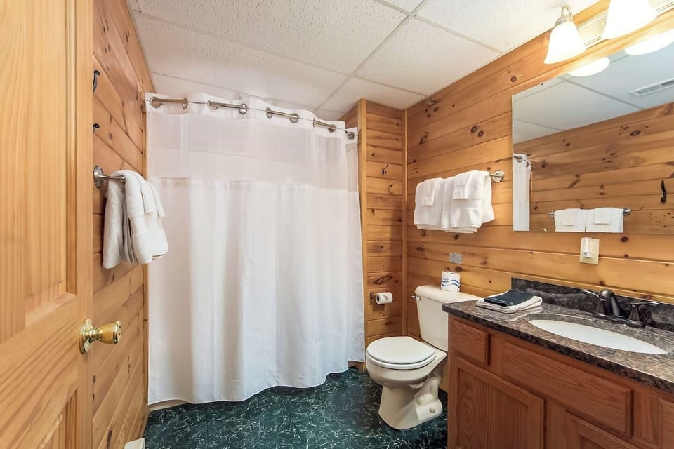 Lower Level Full Bathroom