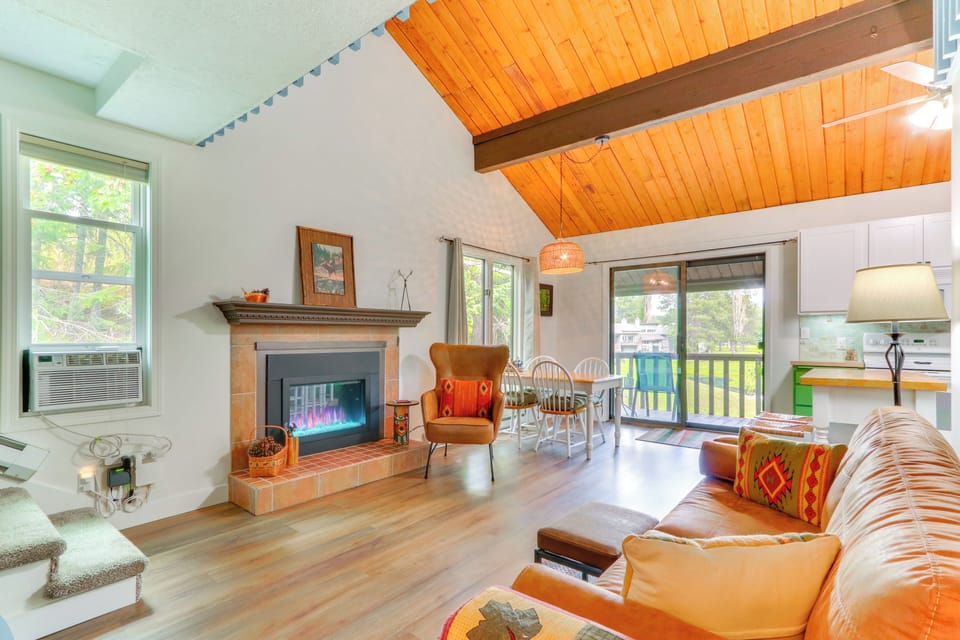 Living Room | Smart TV | Electric Fireplace | Main Level