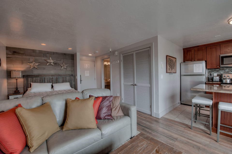 Living area with sofa sleeper, cable TV