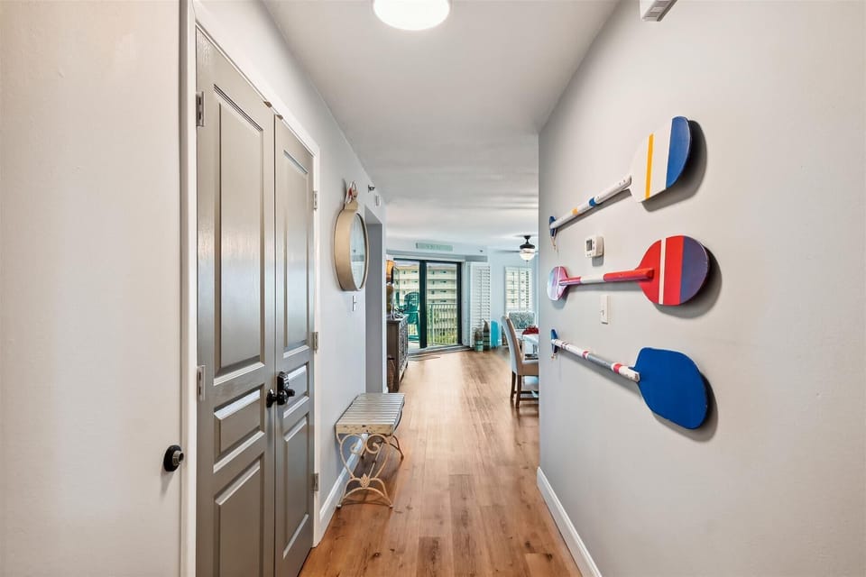 interiors-foyer-_dsc9655