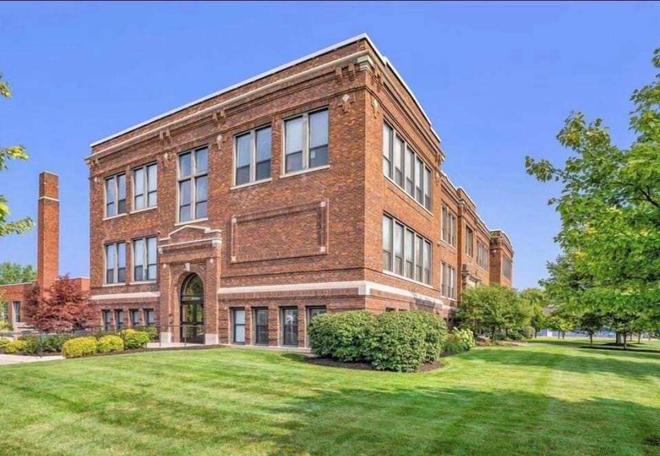 Enjoy the historic charm offered at Central Lofts, a renovated old High School building that exudes vintage character. Enhance your South Haven getaway with an upscale experience at Benny’s on Broadway, located within this iconic building.