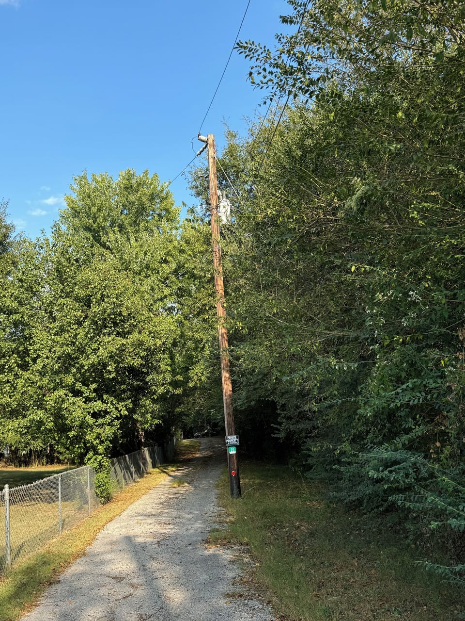 Secluded road of entrance