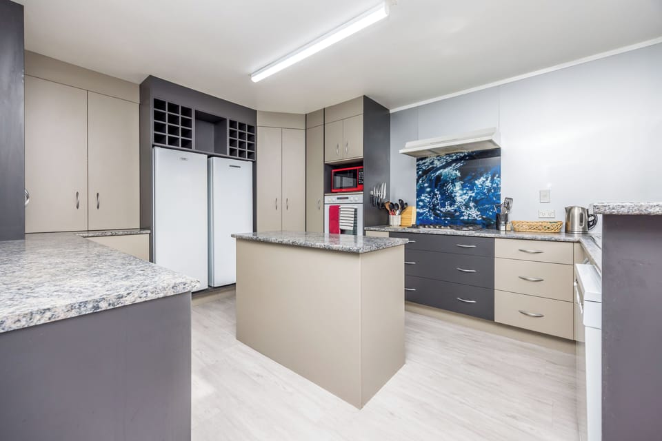 Unit A Kitchen (2)