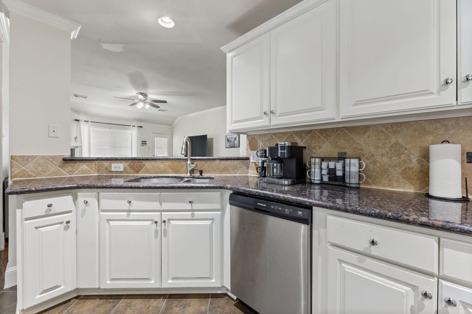 Fully Equipped: Modern appliances and everything you need to cook at home.