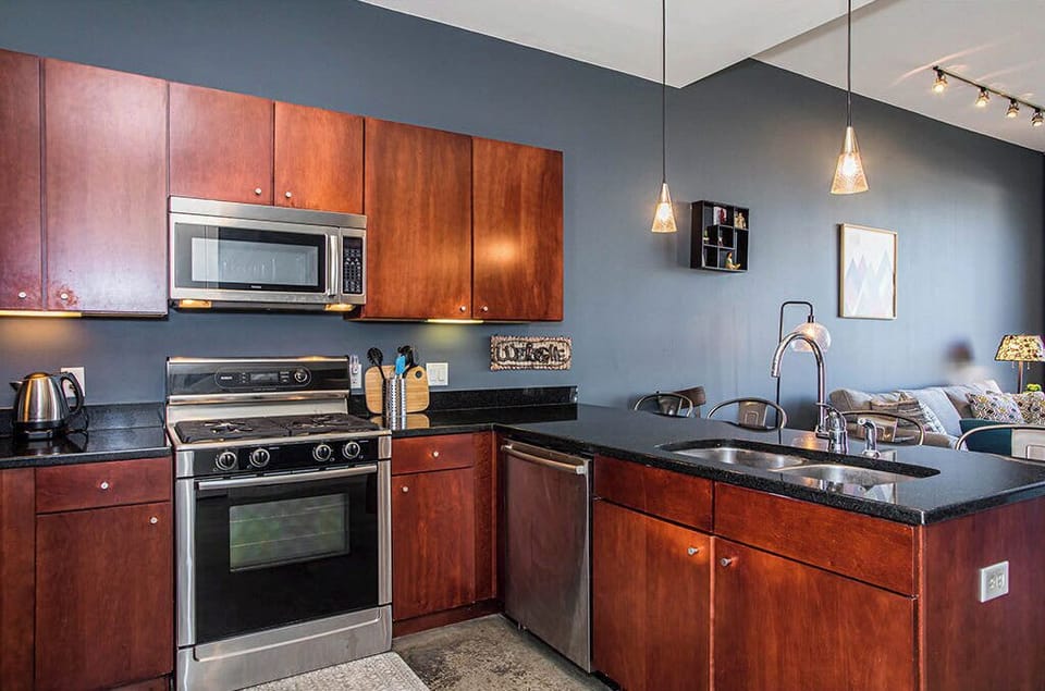 Full Kitchen