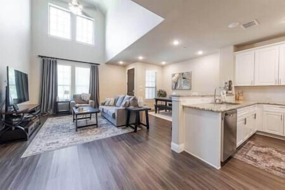 Living room with20ft ceilings!