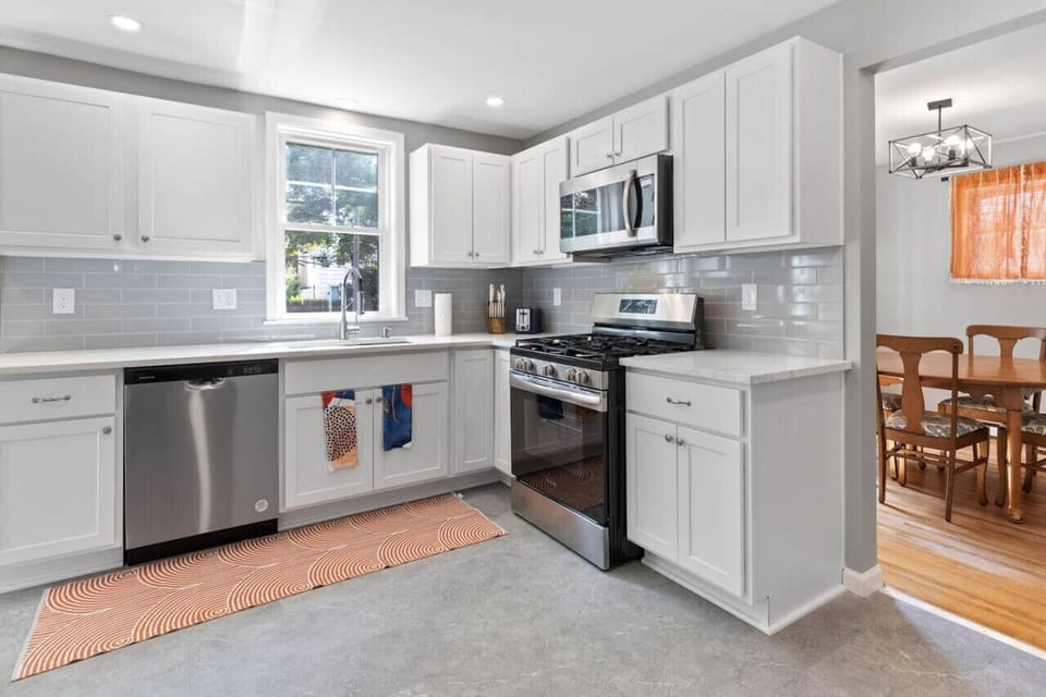 Kitchen is directly off the dining room!