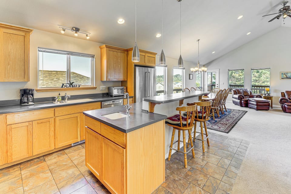 Kitchen | Cooking Basics | Coffee Maker | 2nd Floor