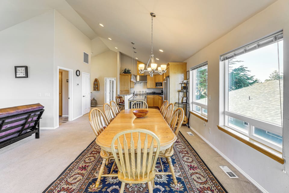 Dining Area | 2nd Floor