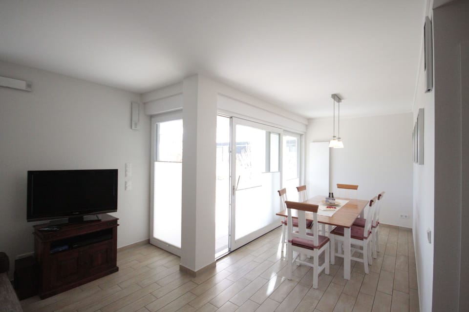 Warnemünde vacation apartment Pier 1 Ref: 41248 Apartment in Mecklenburg-Vorpommern, Germany