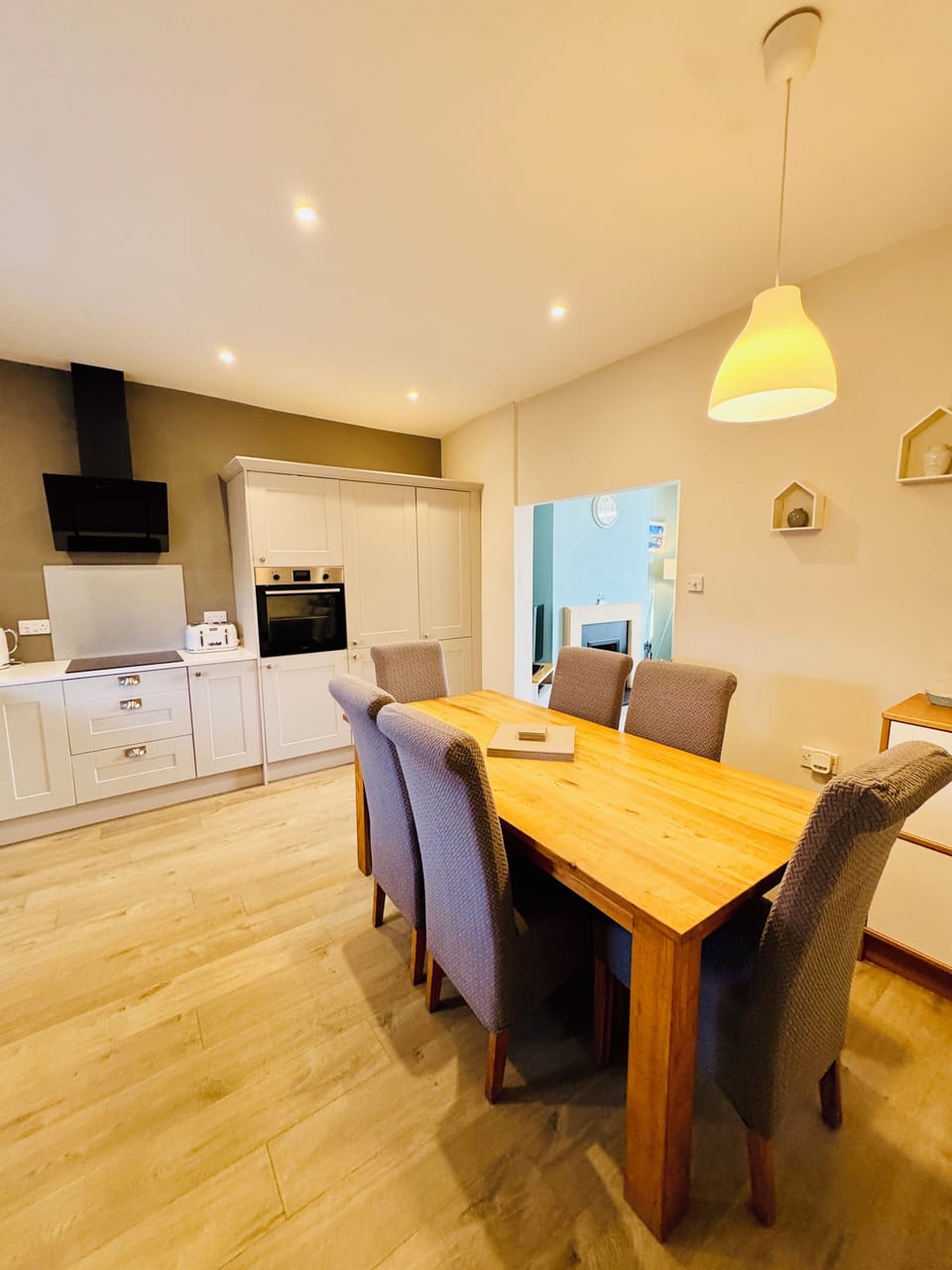 Kitchen / Diner with Washer/Dryer, Dishwasher, Microwave, Oven and Tall Fridge Freezer (3)