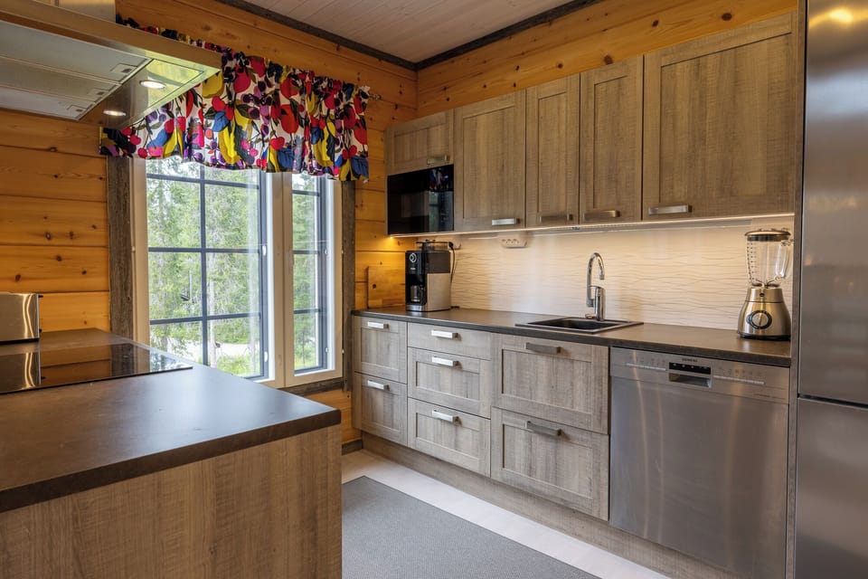 Kitchen (2)