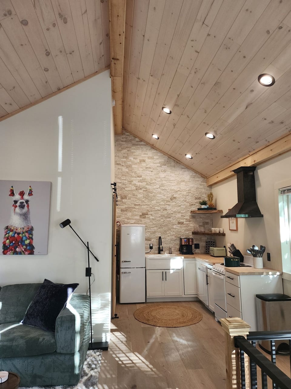 Fully stocked Kitchen.