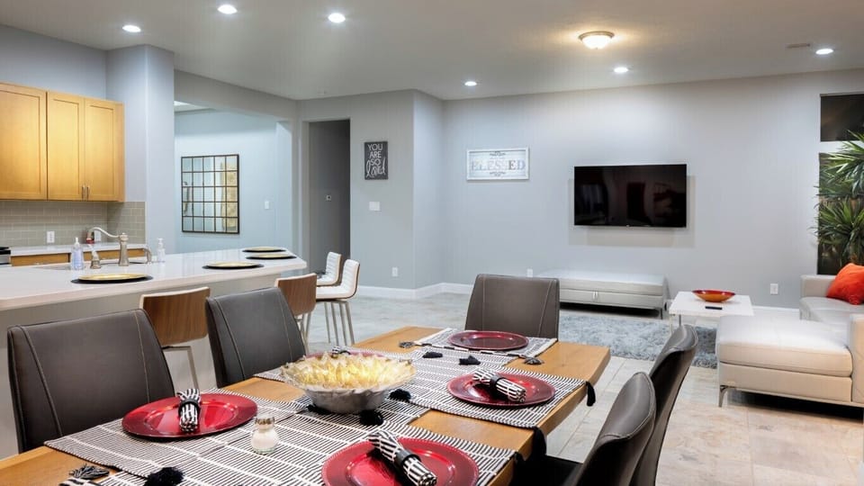 Open Kitchen, Breakfast Nook, and Living Room.
