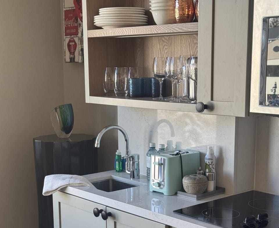 Dine in or out...fully stocked dishware, drinkware, cookware!