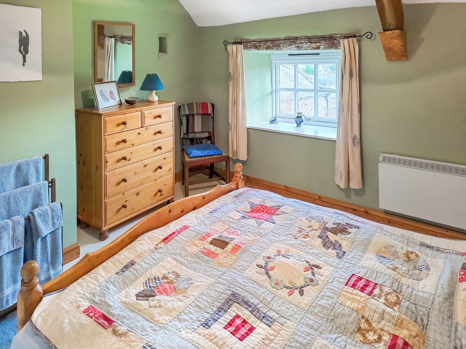 Double bedroom | Mains Side - Mains Farm, Crosby Garrett, near Kirkby Stephen