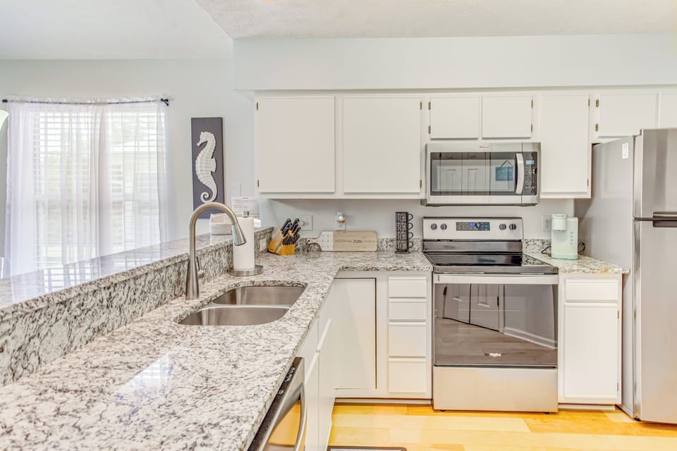 Kitchen | Cooking Basics | Keurig Coffee Maker | Dishwasher