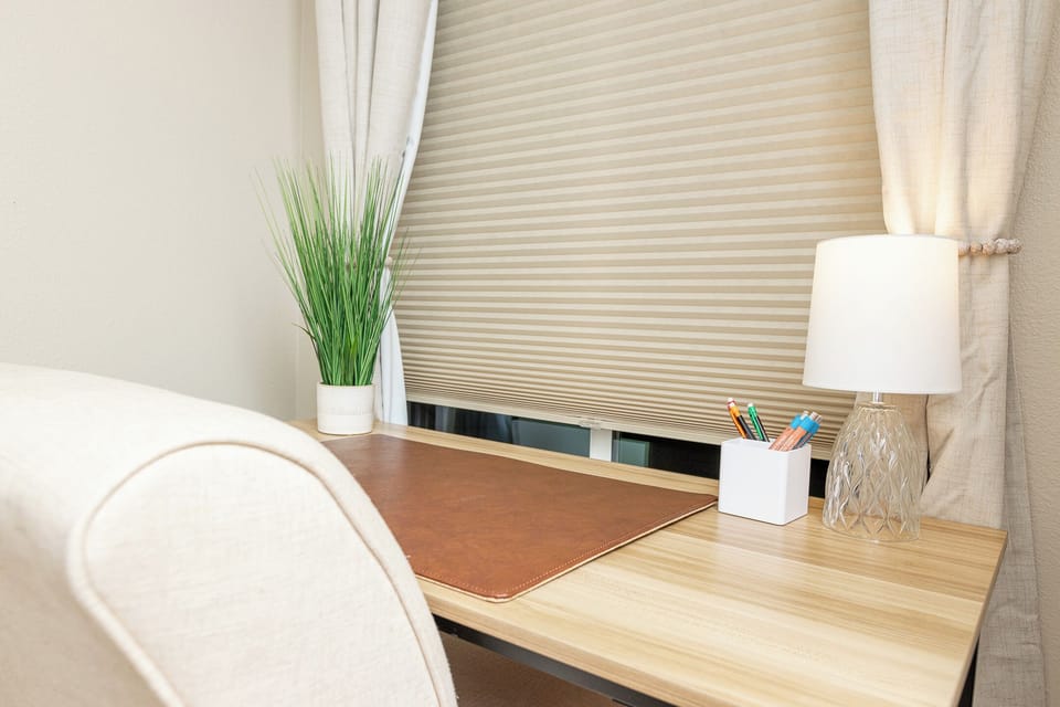 Nice large desk in front bedroom
