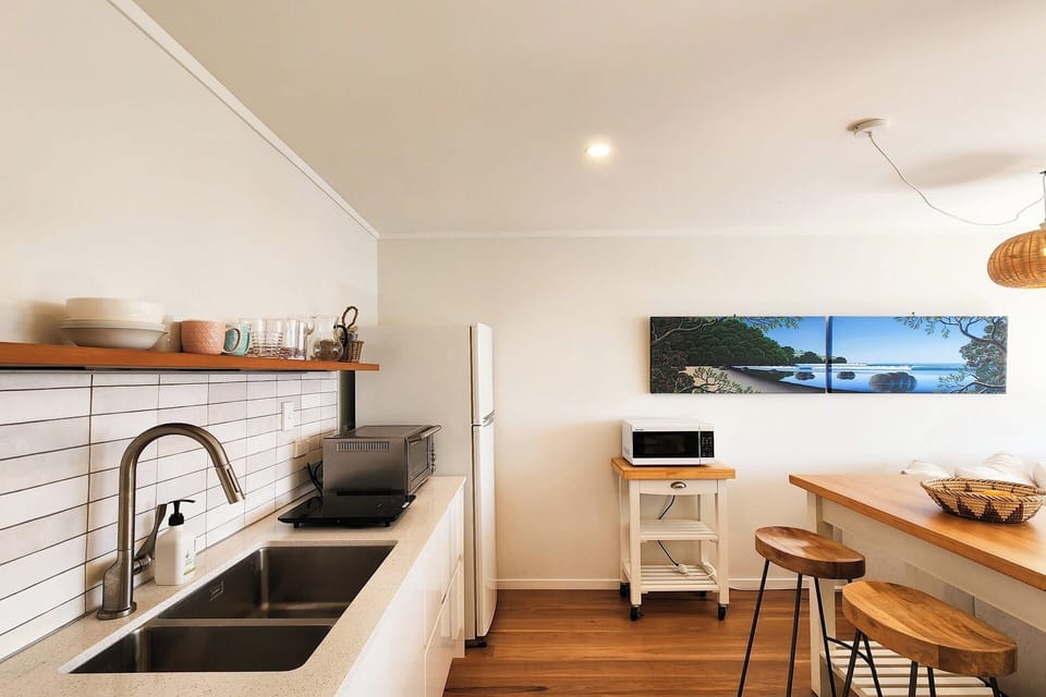 Kitchenette (1)