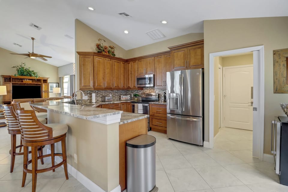 Kitchen with Island for additional seating for 4.