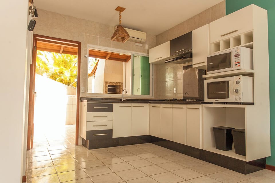 Kitchen - BBQ grill, sandwich maker, toaster, coffee maker, microwave and oven