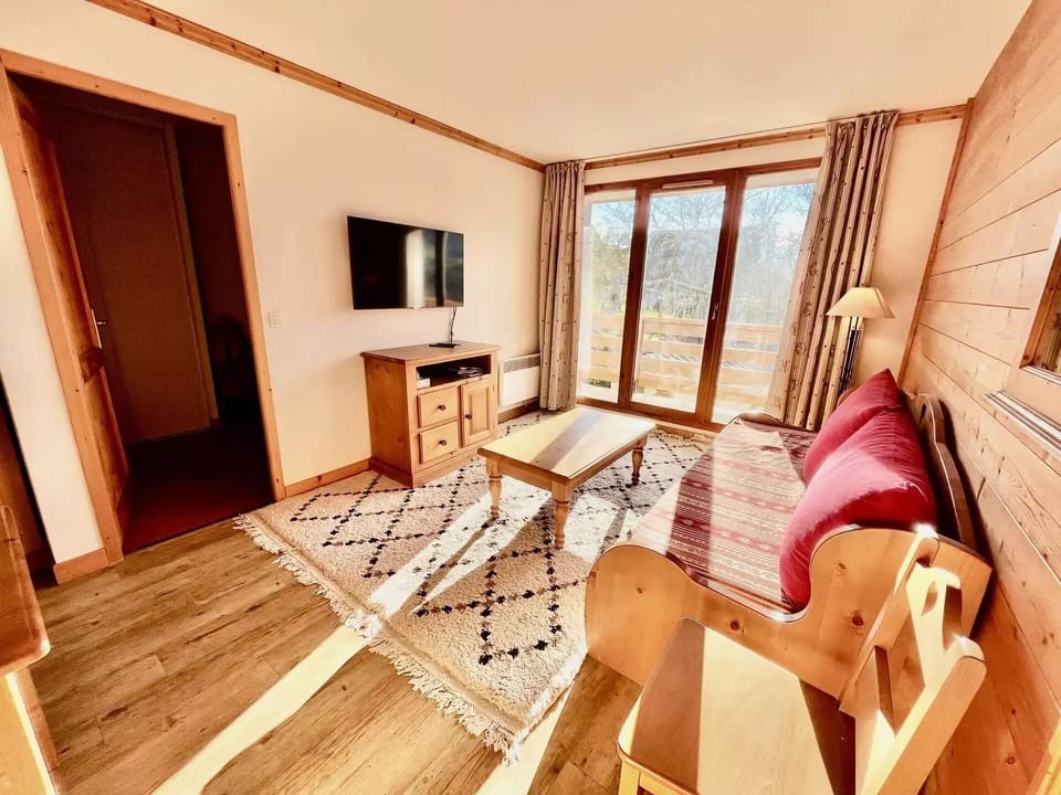 Residence Les Belles Roches - 3 Rooms for 6 People Apartment in Notre-Dame-de-Bellecombe
