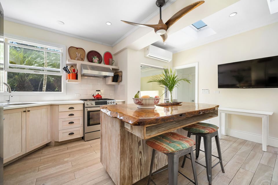 Kitchen I