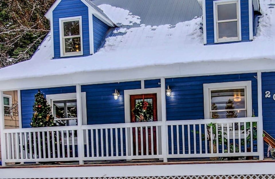 Welcome to The Historic Finlandia House in Downtown McCall