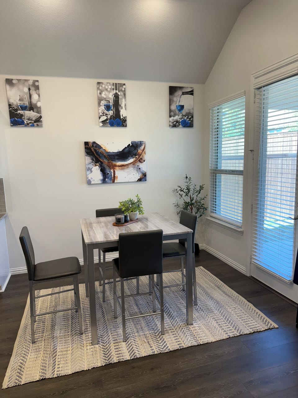 Dining Room with seating for 4