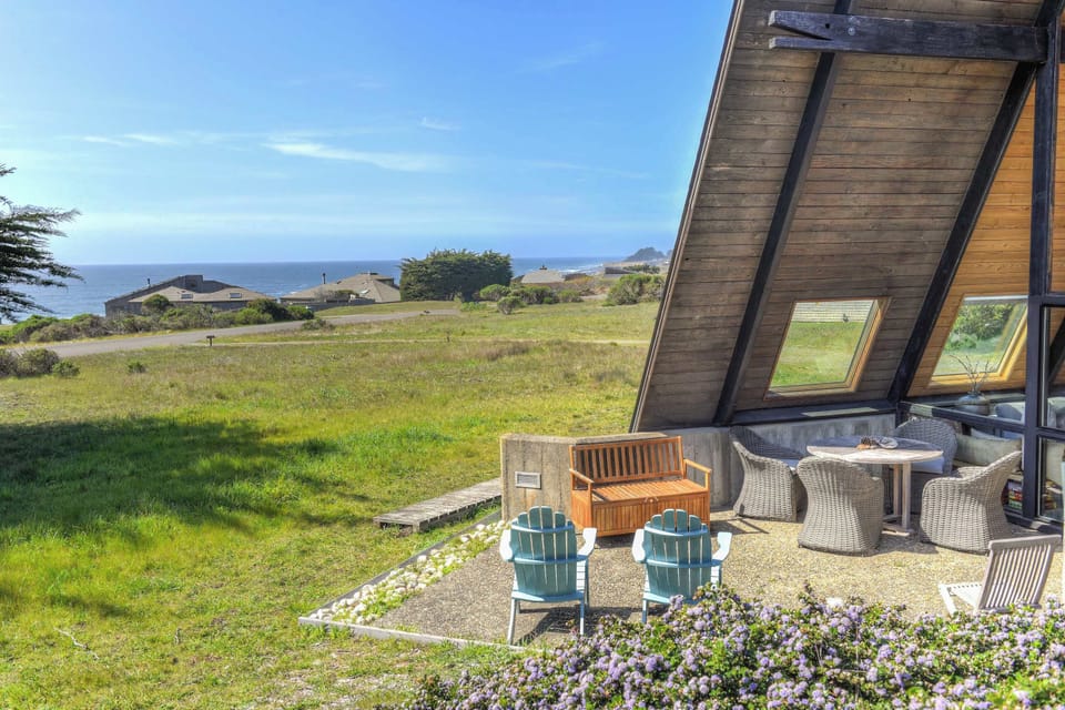Ocean view home on the the bluffs