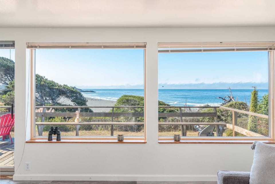 Family room with amazing ocean views