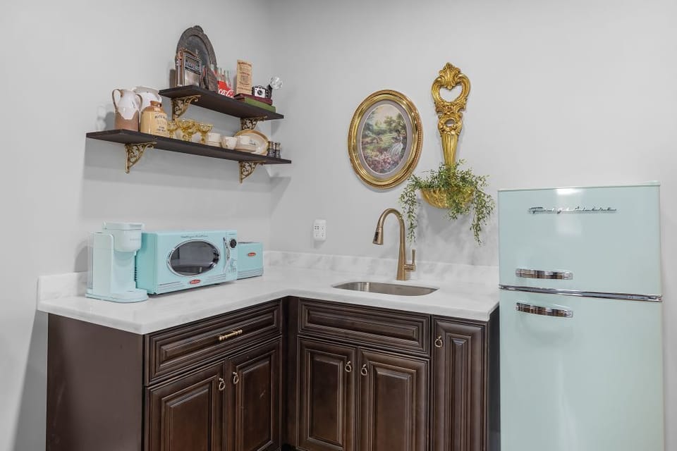 Kitchenette