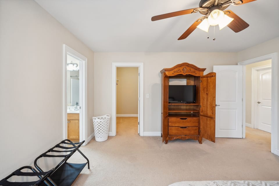 Indoors, Screen, Entertainment Center, Ceiling Fan, Floor