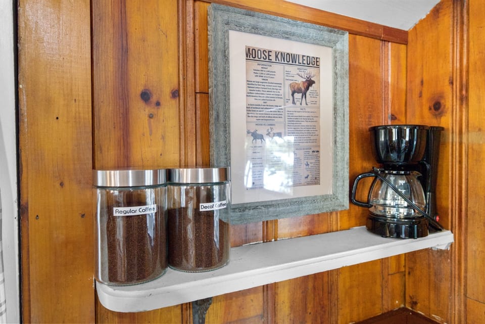 Coffee maker  and ground coffee